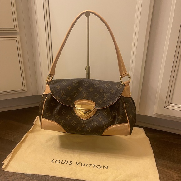 Louis Vuitton Handbags - Louis Vuitton Beverly MM Bag